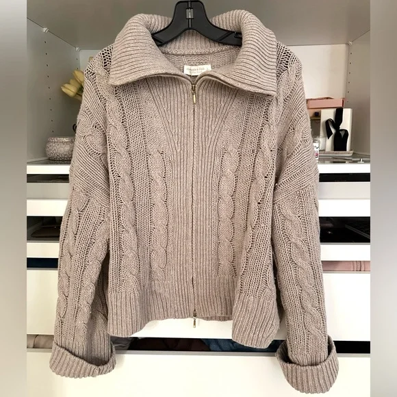 Abercrombie & Fitch Cable-Knit Full Zip collared Sweater Jacket Taupe - Picture 2 of 12